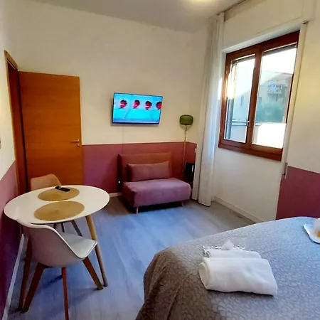 De Angeli, Vicino A Fiera, Duomo, San Siro * Mediolan